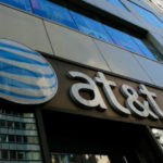 【AT&T】T　4700人リストラ削減、250店舗閉鎖へ